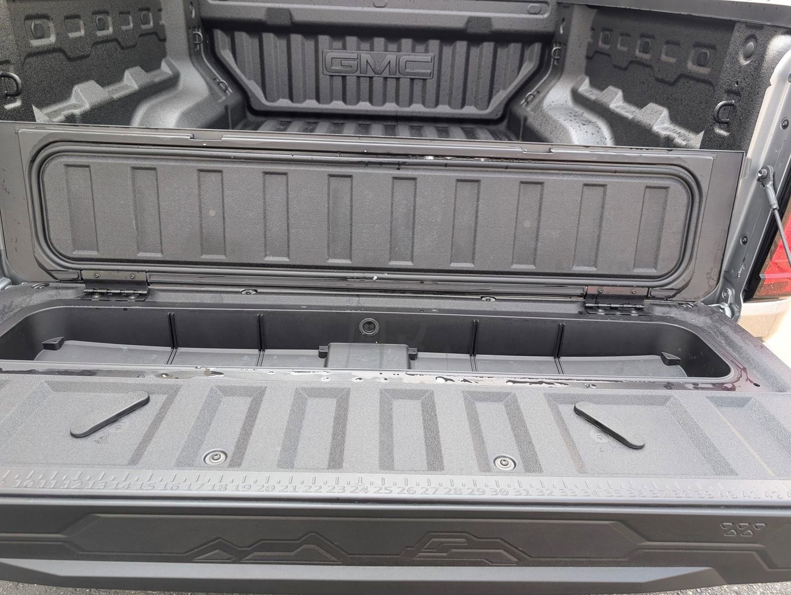 New 2025 GMC Canyon Elevation w/ Convenience Package image 30