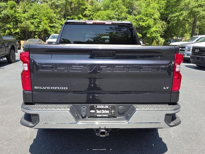 Used 2023 Chevrolet Silverado 1500 LT AWD/4WD image 13