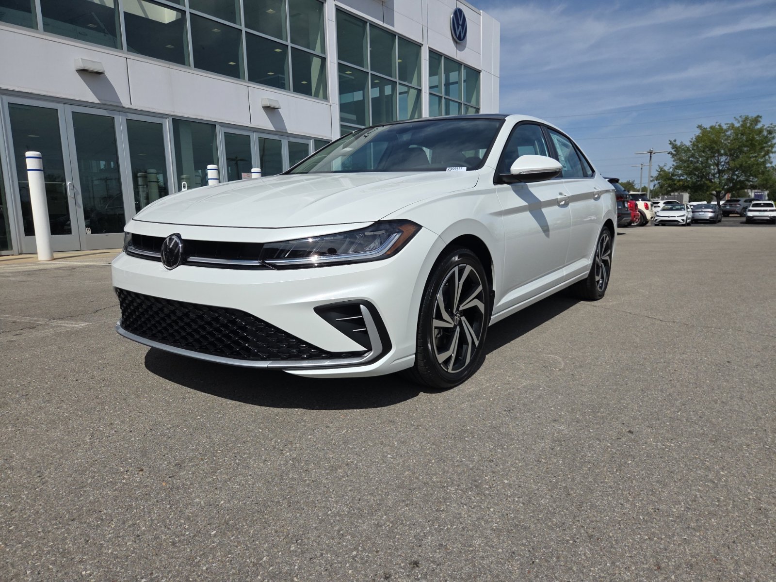 New 2027 Volkswagen Jetta SEL FWD image 12