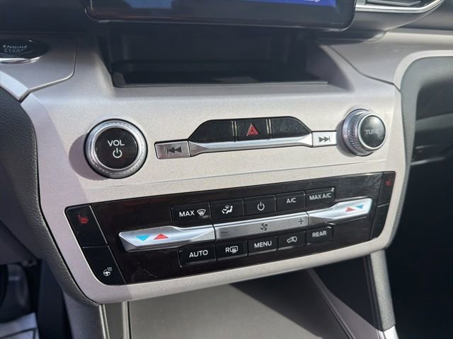 Certified 2023 Ford Explorer XLT w/ Equipment Group 202A image 36