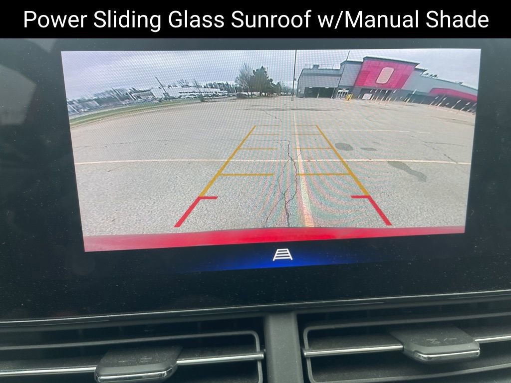 Used 2024 Chevrolet Trax ACTIV w/ Sunroof Package image 16