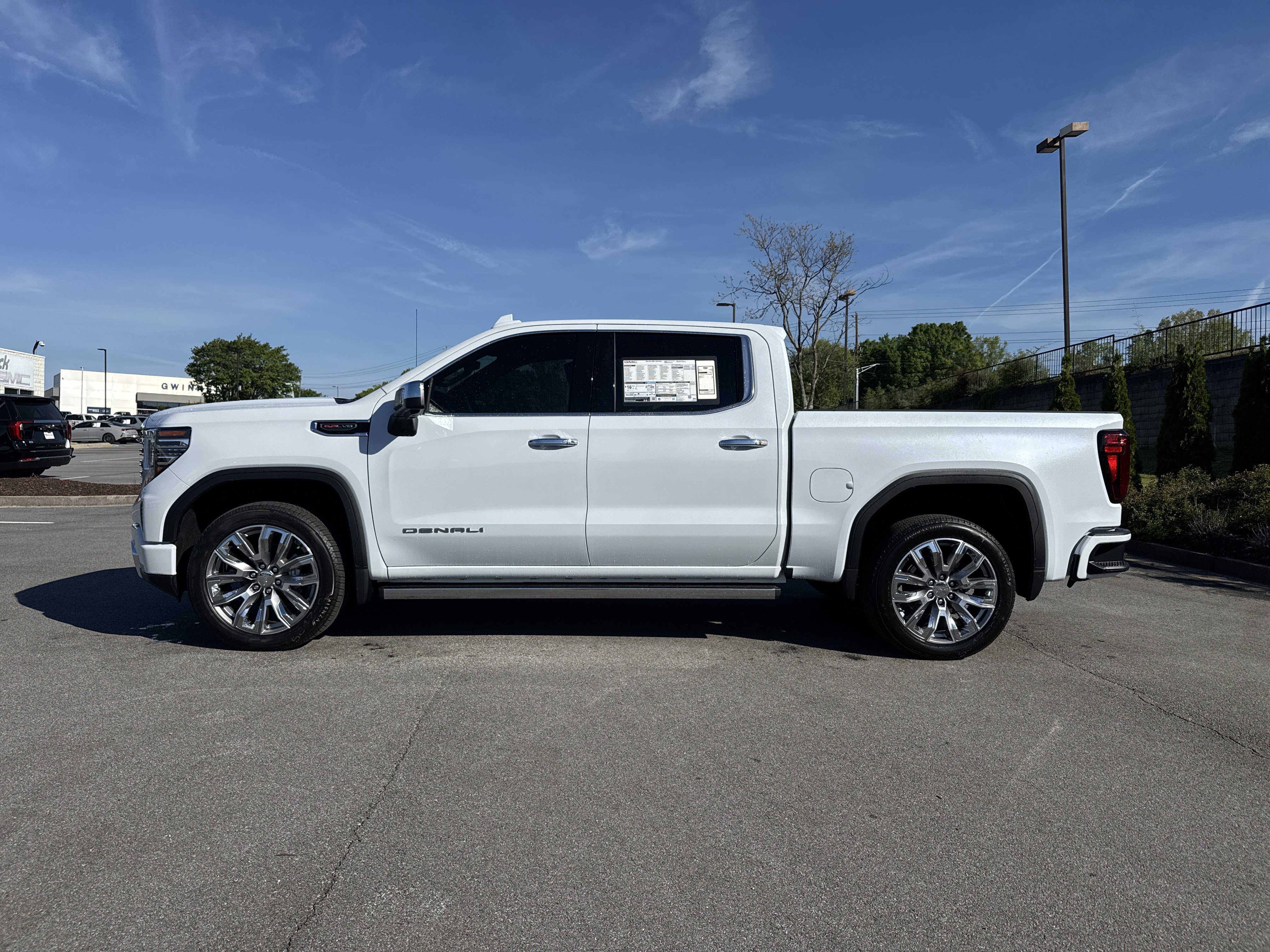 New 2026 GMC Sierra 1500 Denali w/ Denali Reserve Package AWD/4WD image 7