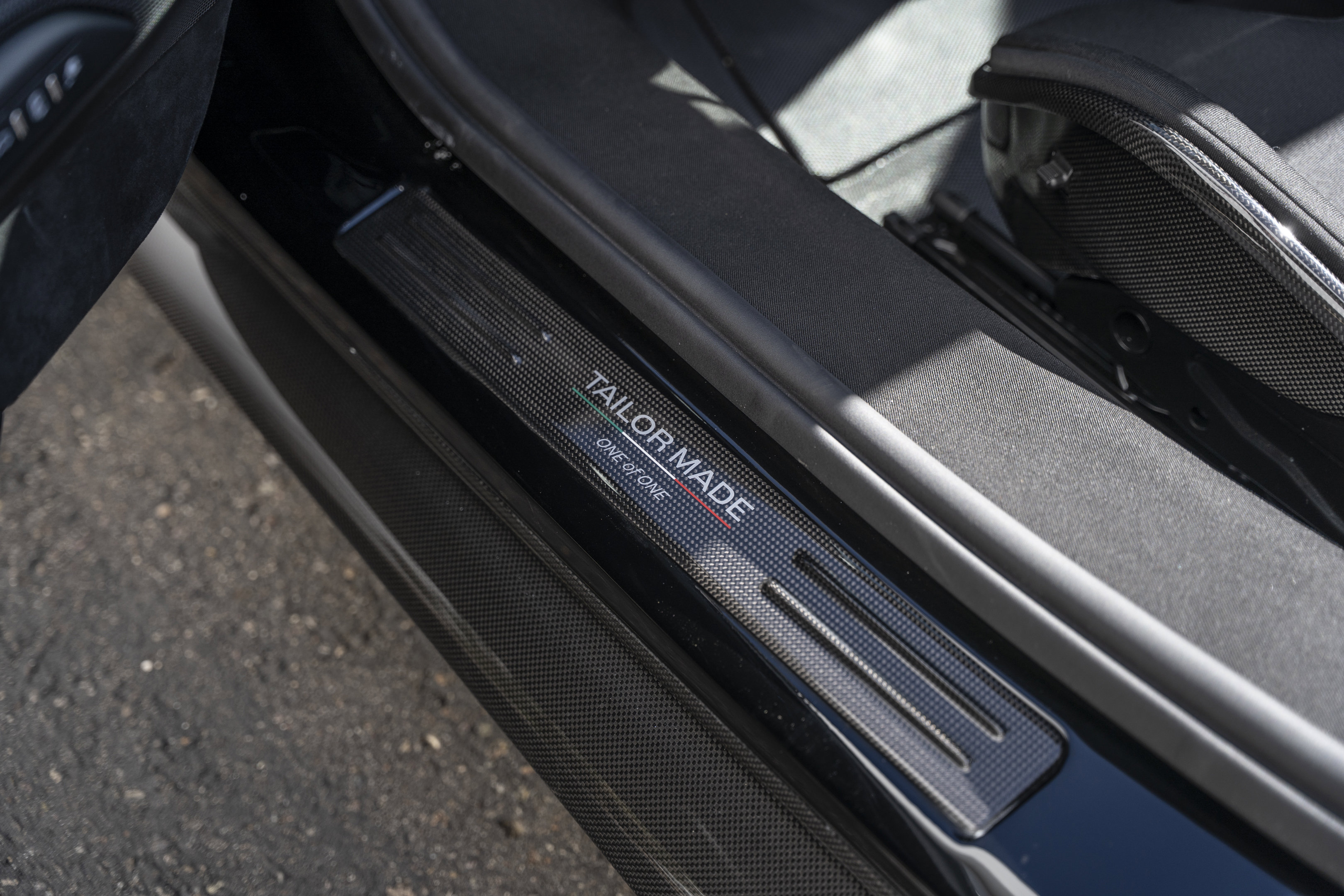 Certified 2025 Ferrari 296 GTS RWD image 31