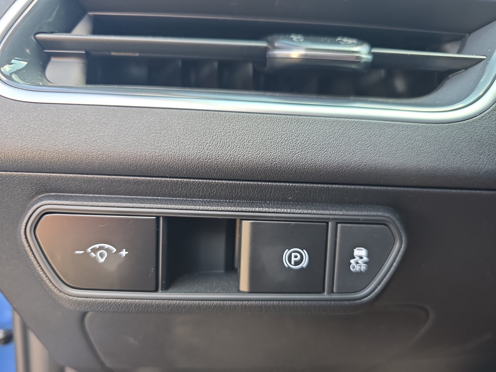Certified 2025 Kia K4 GT-Line w/ GT-Line Sunroof Package FWD image 26