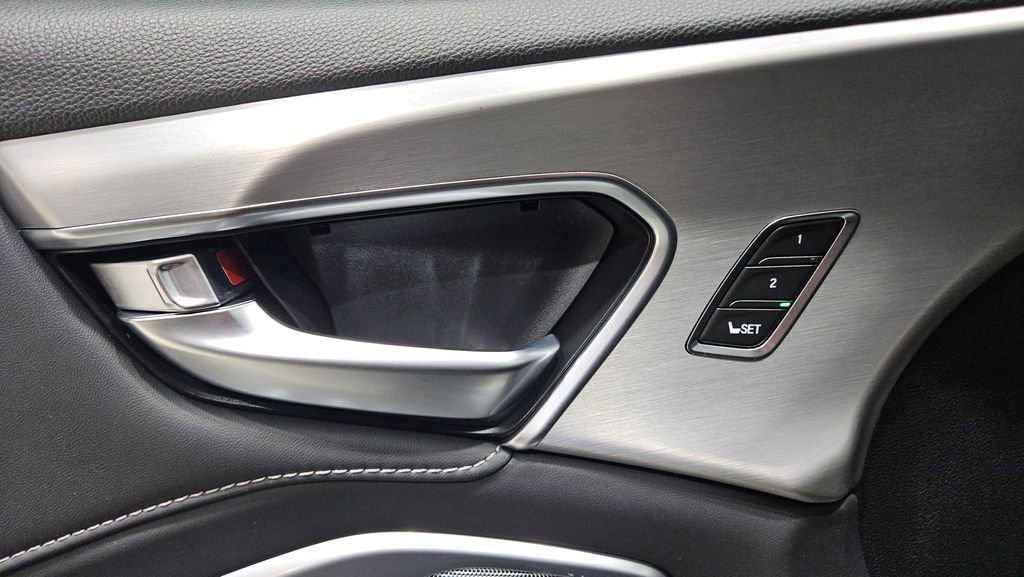Used 2024 Acura RDX Technology Package image 23