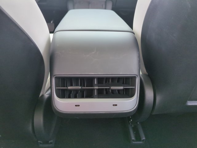 Used 2023 Tesla Model 3 Standard Range RWD image 18