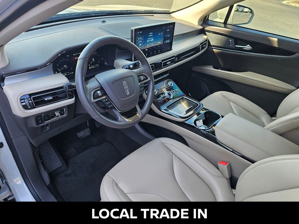 Used 2023 Lincoln Nautilus AWD w/ Premium Package image 16