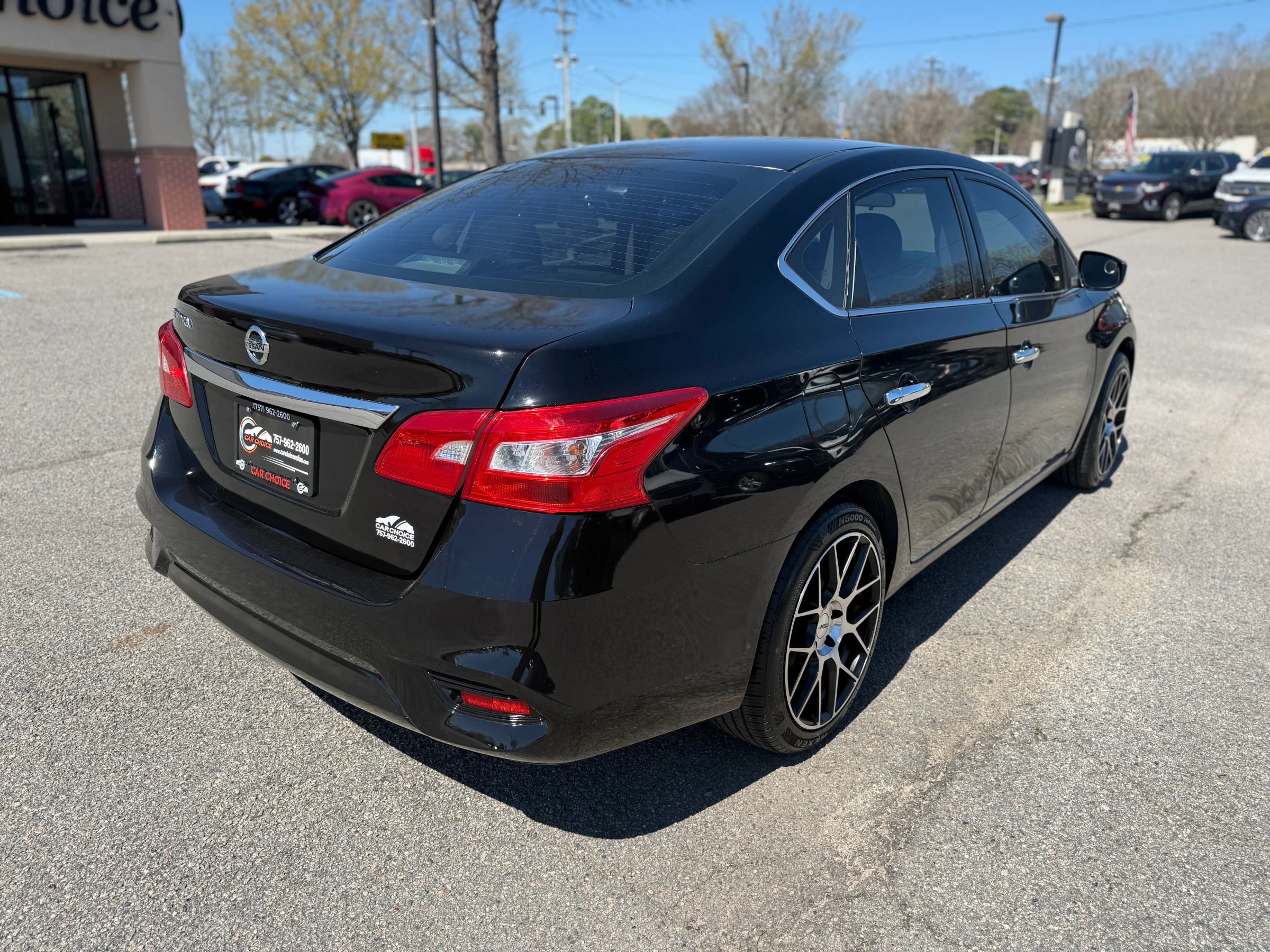 Used 2018 Nissan Sentra S FWD image 7