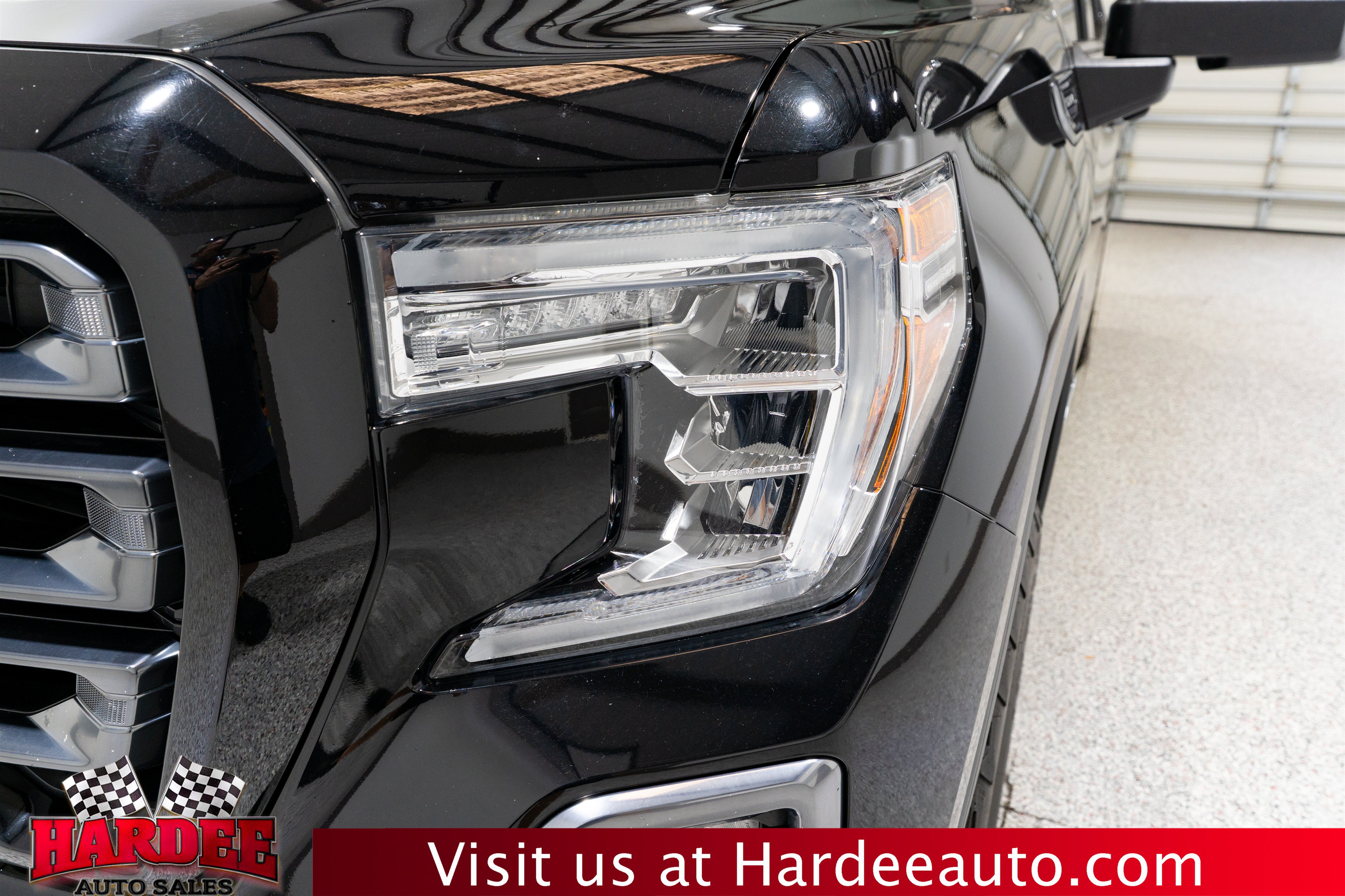 Used 2021 GMC Sierra 1500 AT4 w/ AT4 Value Package AWD/4WD image 8