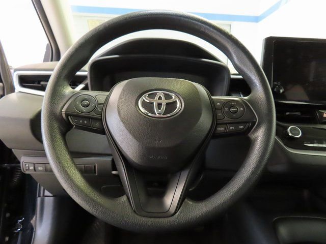 Used 2024 Toyota Corolla LE image 8