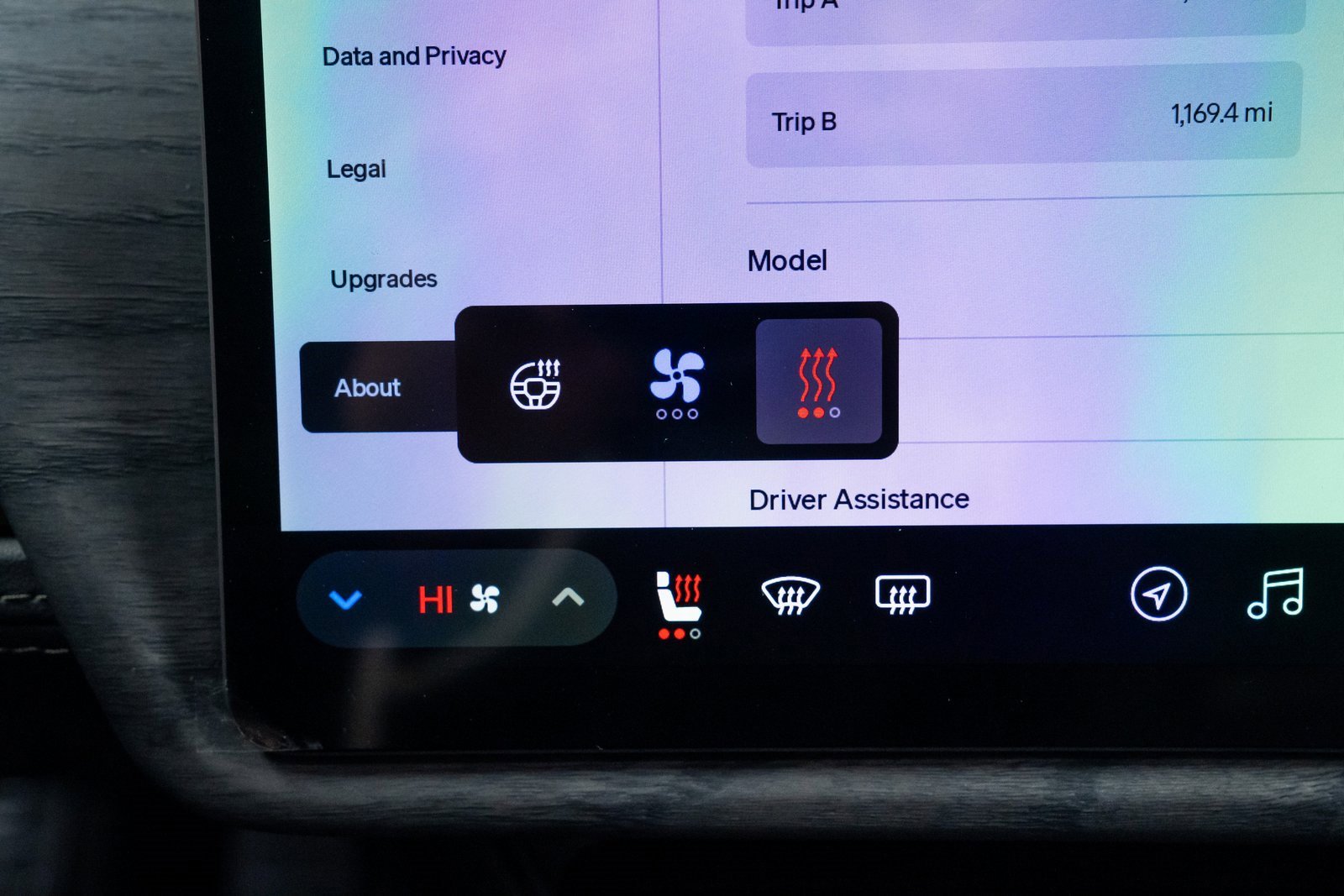 Used 2026 Rivian R1S Adventure image 14