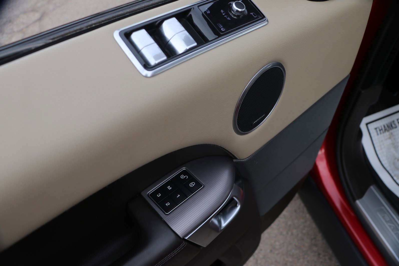 Used 2019 Land Rover Range Rover Sport HSE image 11