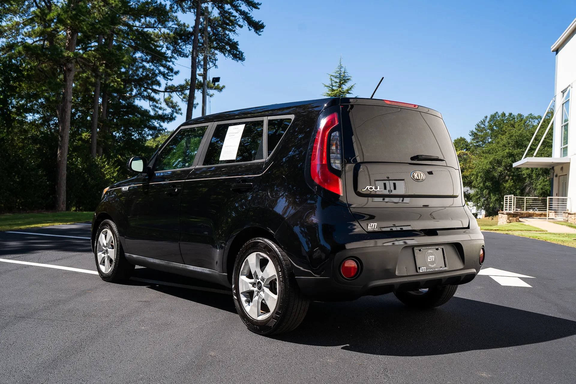 Used 2017 Kia Soul FWD image 6