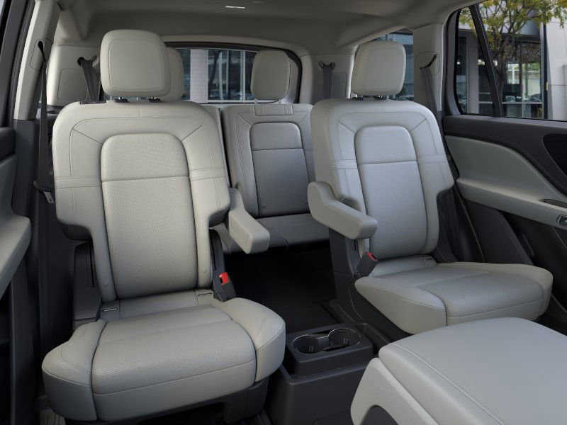 New 2026 Lincoln Aviator Reserve w/ Jet Appearance Package image 11