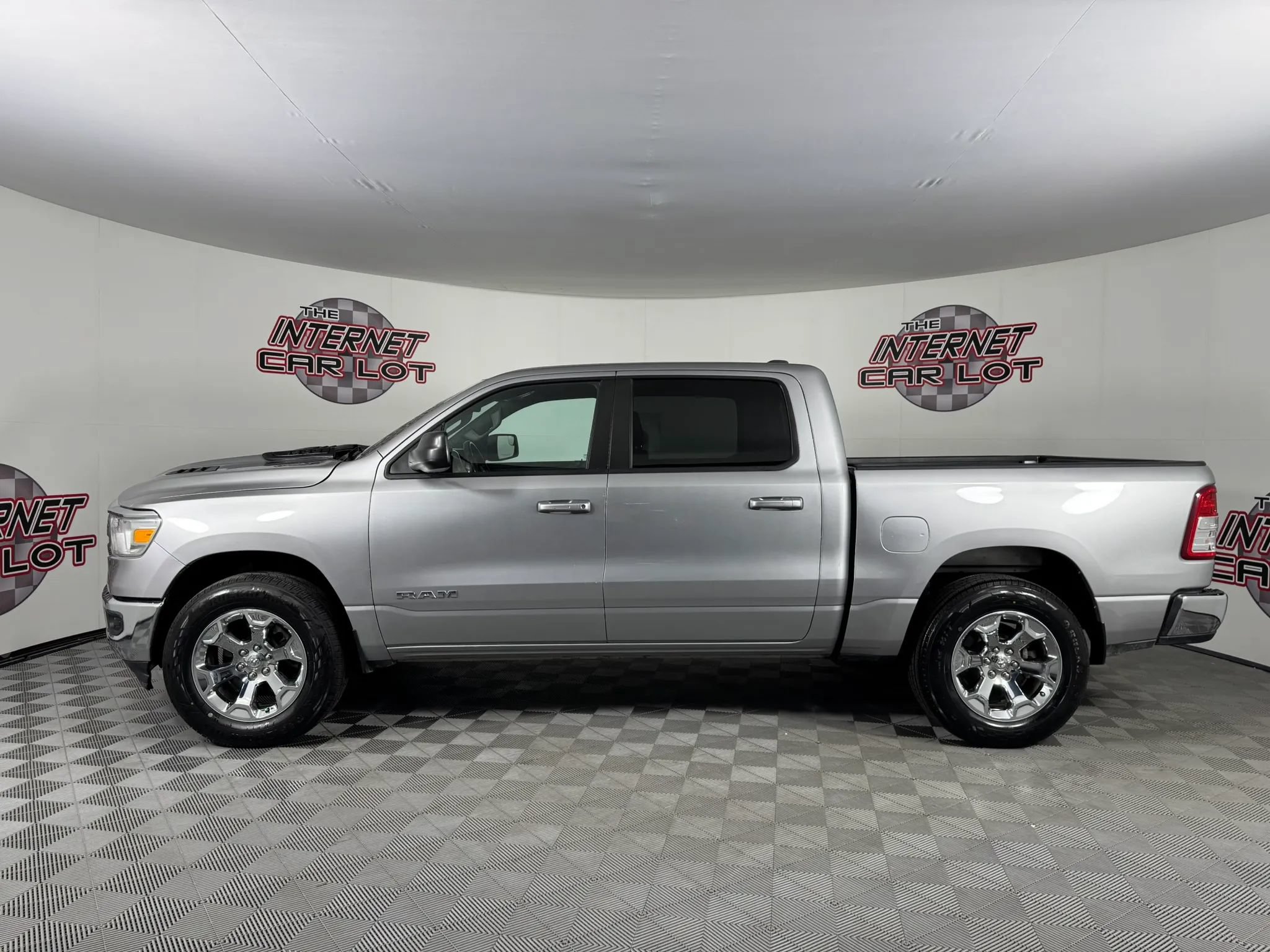 Used 2022 RAM 1500 Big Horn AWD/4WD image 4