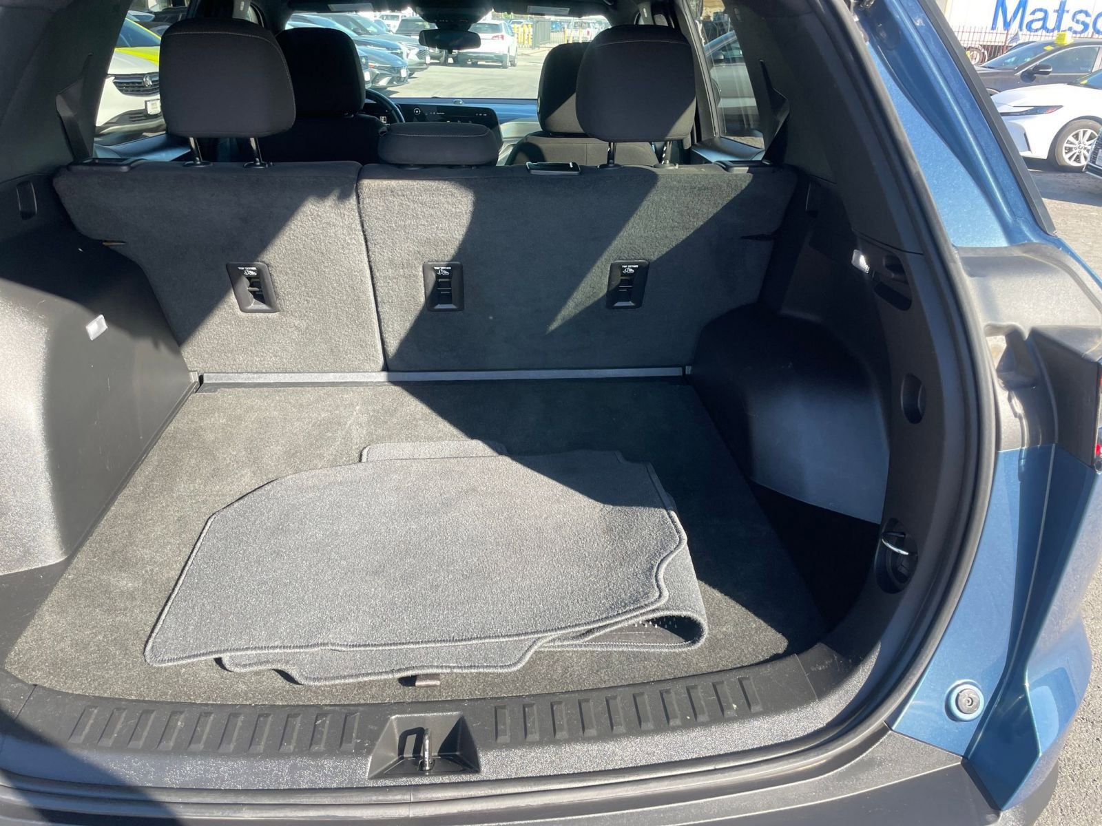 Used 2025 Chevrolet Equinox LT image 31