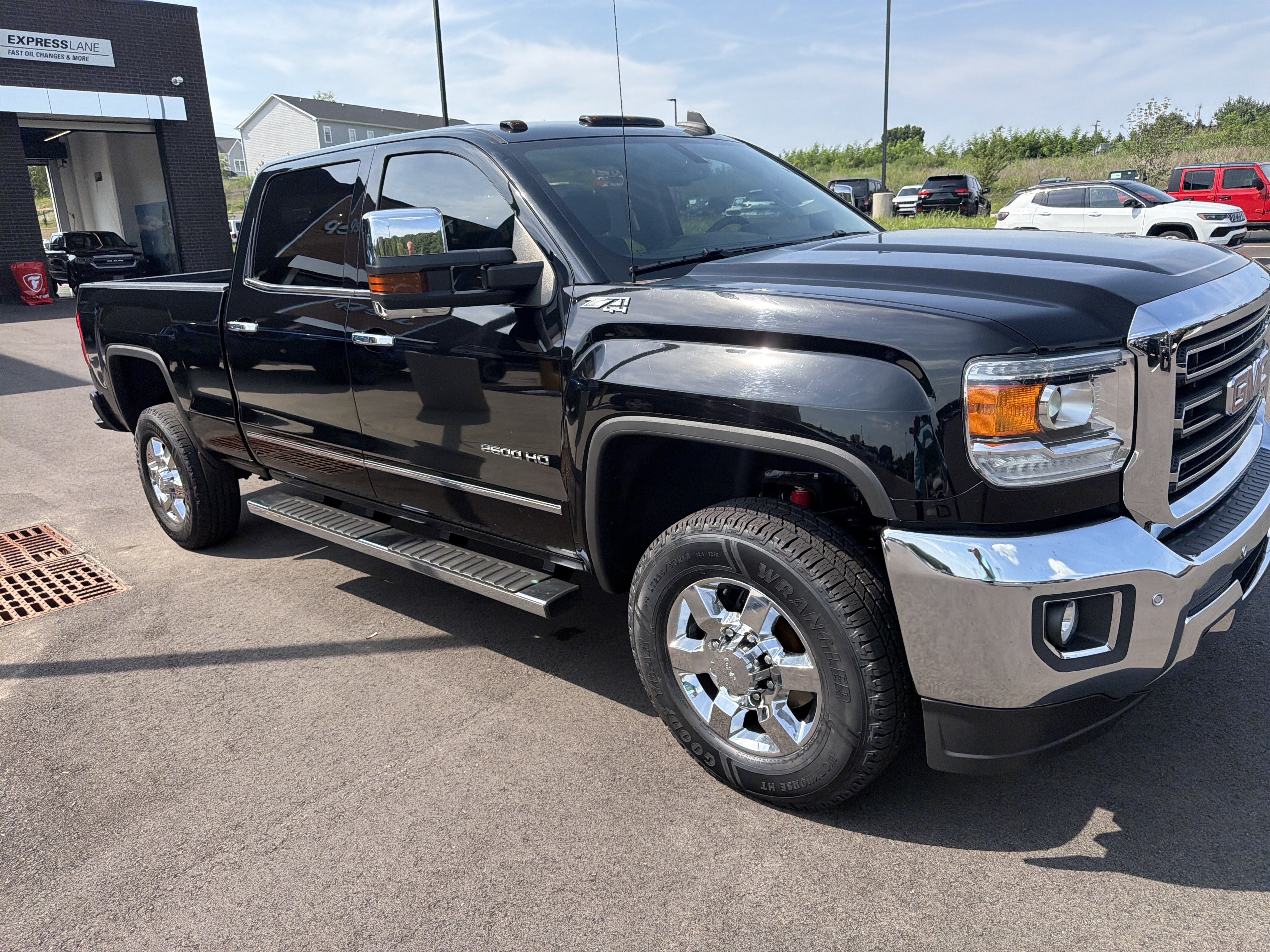Used 2019 GMC Sierra 2500 SLT AWD/4WD image 7
