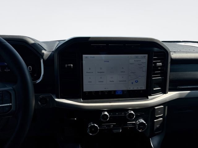 Used 2022 Ford F150 Lightning XLT image 16