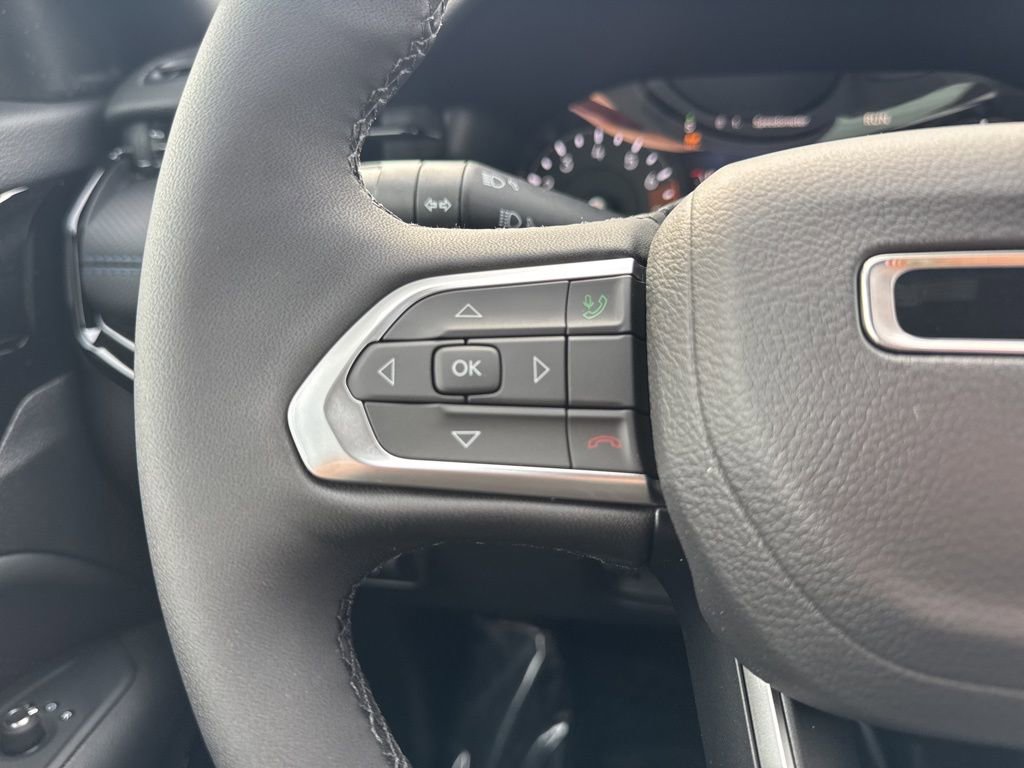 New 2026 Jeep Compass Latitude AWD/4WD image 11
