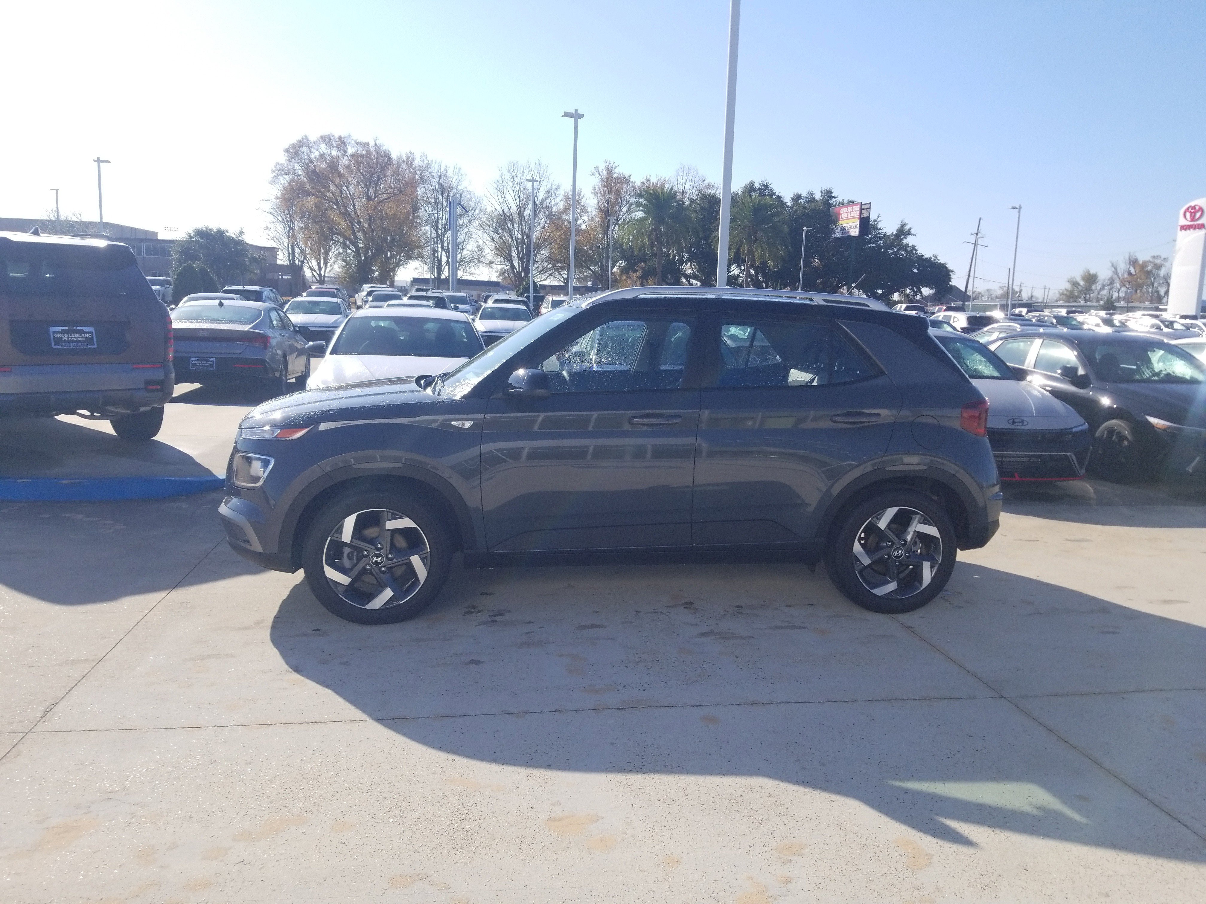 New 2026 Hyundai Venue SEL image 4