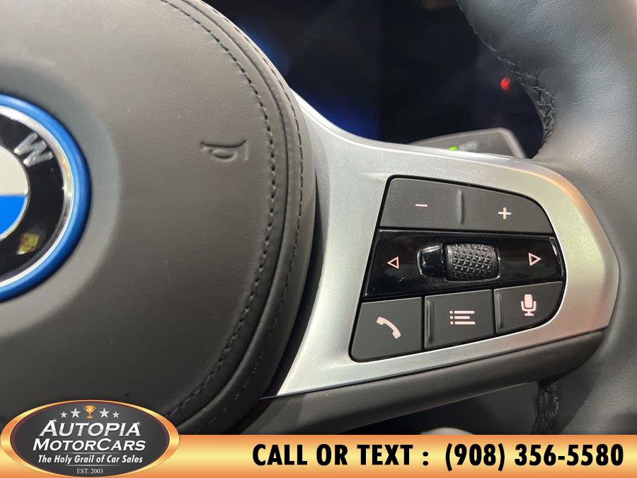 Used 2023 BMW i4 eDrive40 w/ M Sport Package image 32