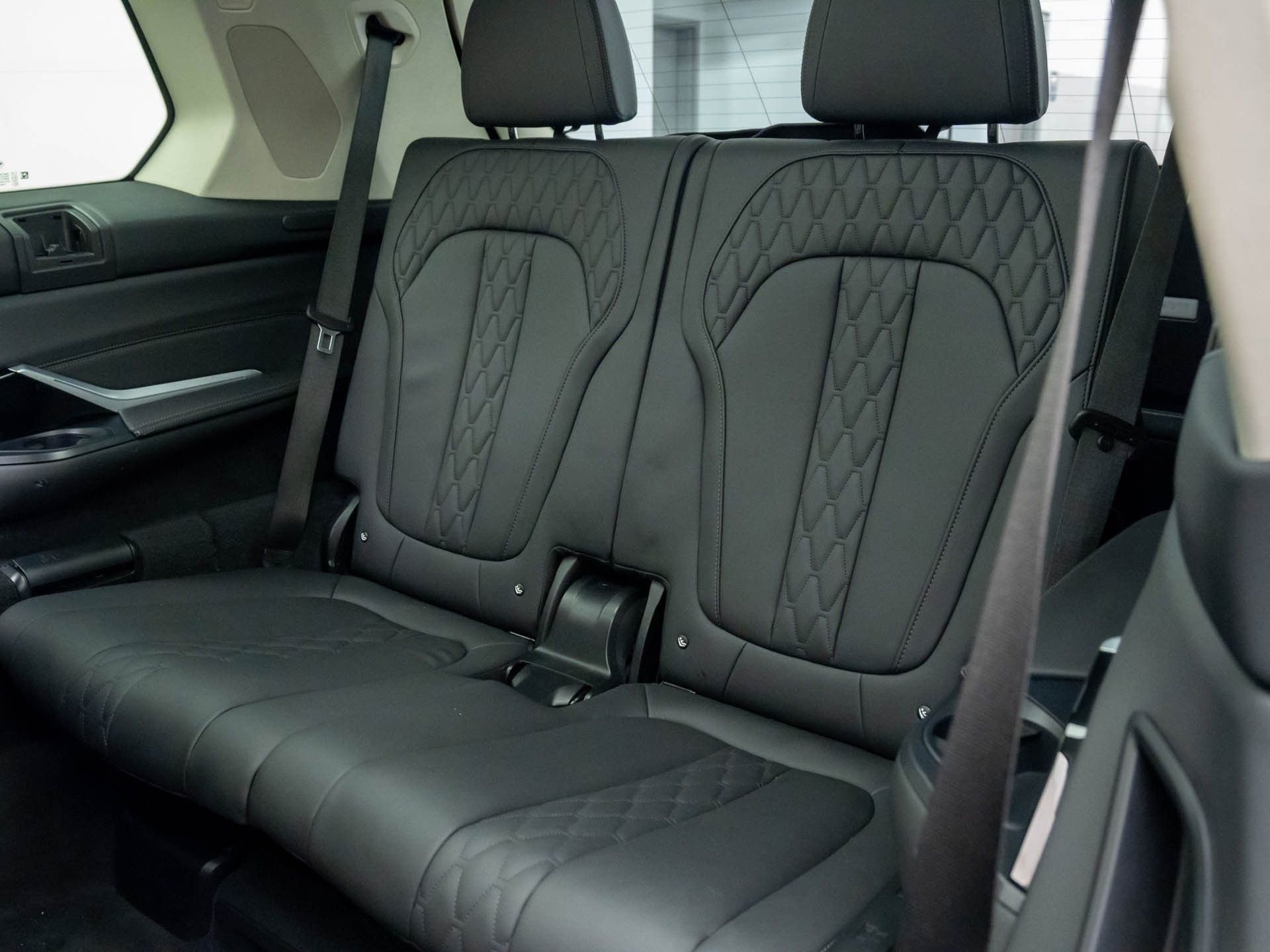 Used 2024 BMW X7 xDrive40i image 19