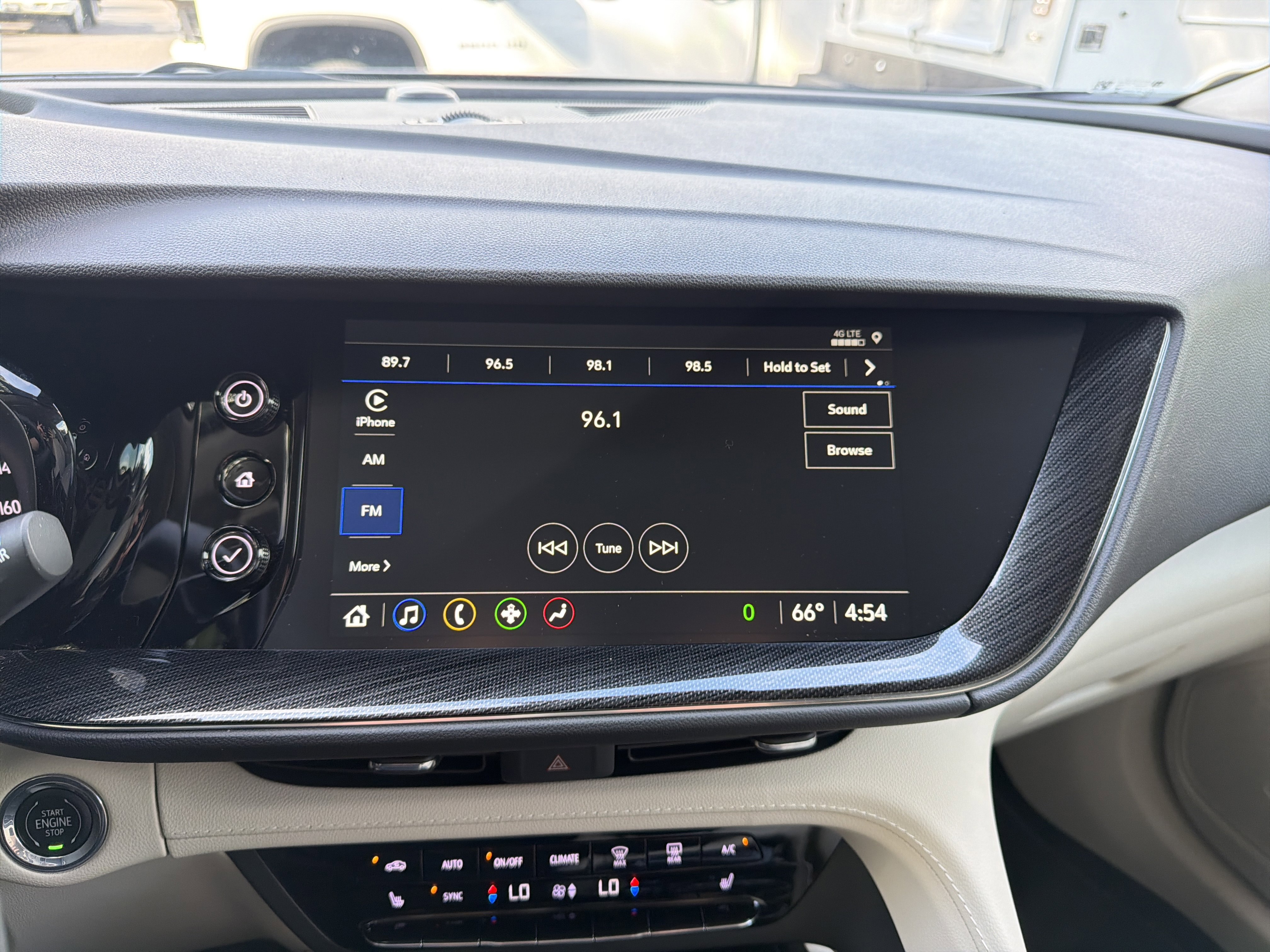Used 2023 Buick Envision Essence AWD/4WD image 23