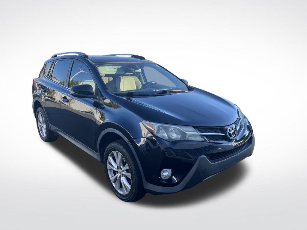 Used 2014 Toyota RAV4 Limited w/ Technology Package FWD image 2