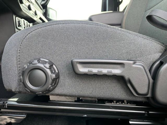 New 2026 Jeep Gladiator Sport AWD/4WD image 13