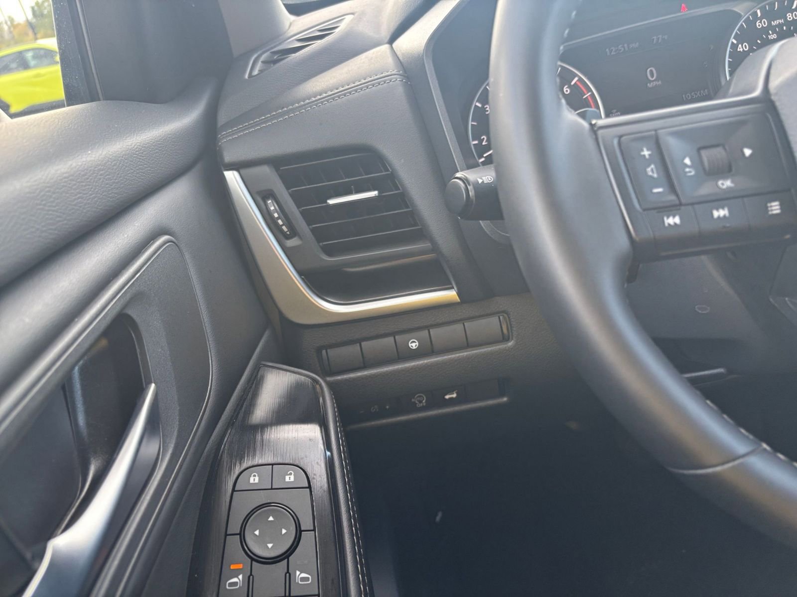 Used 2025 Nissan Rogue SV image 35