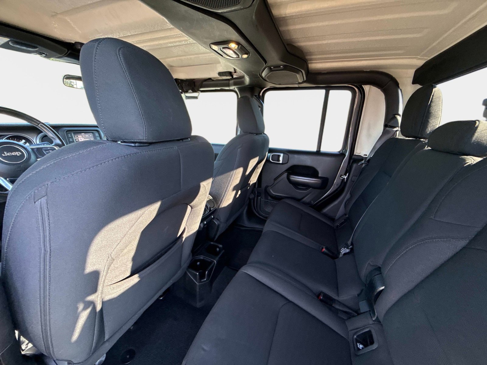 Used 2020 Jeep Gladiator Sport w/ Quick Order Package 24S AWD/4WD image 18