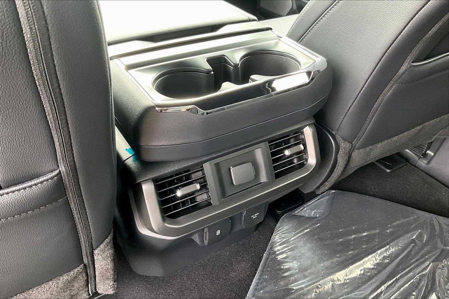New 2025 Ford F150 Lariat image 17
