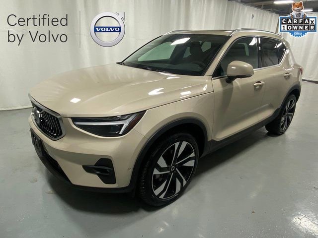Certified 2025 Volvo XC40 B5 Ultra w/ Protection Package Premier image 1