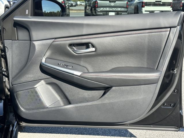 Certified 2025 Nissan Sentra SR w/ Midnight Edition FWD image 14