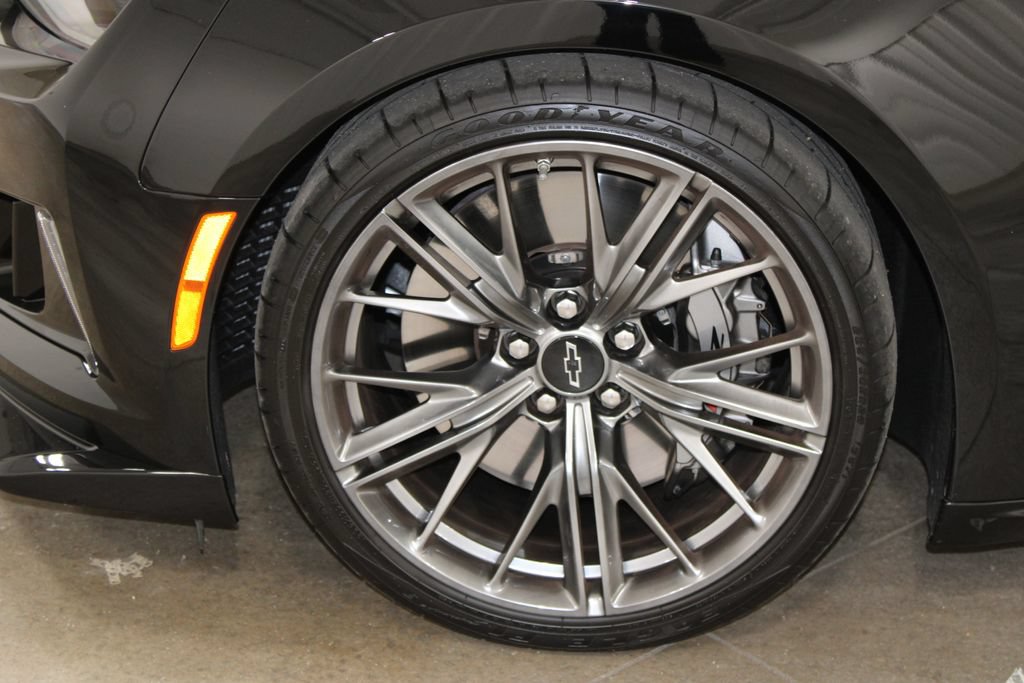 Used 2023 Chevrolet Camaro ZL1 RWD image 52