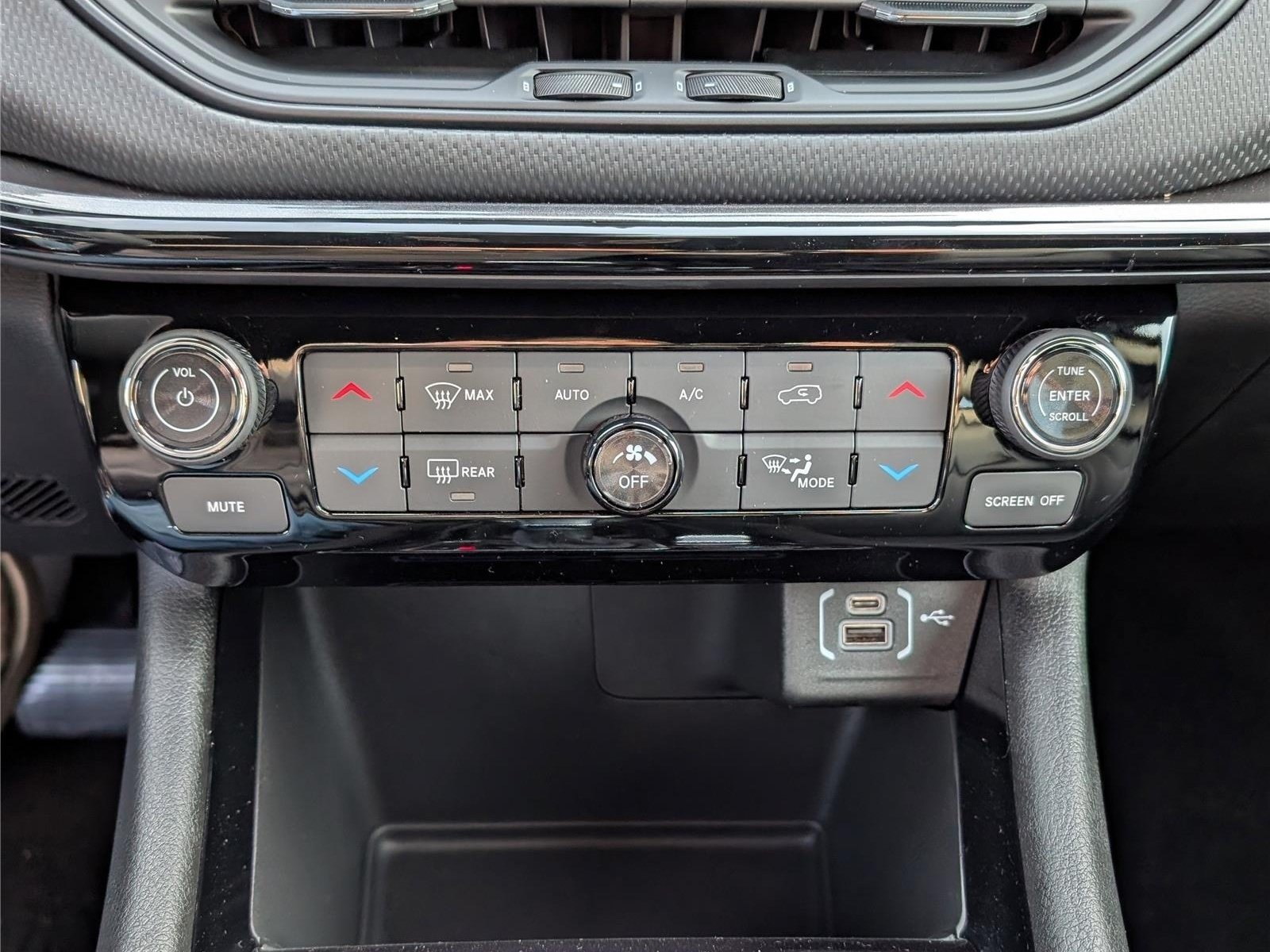 New 2026 Jeep Compass Limited AWD/4WD image 21