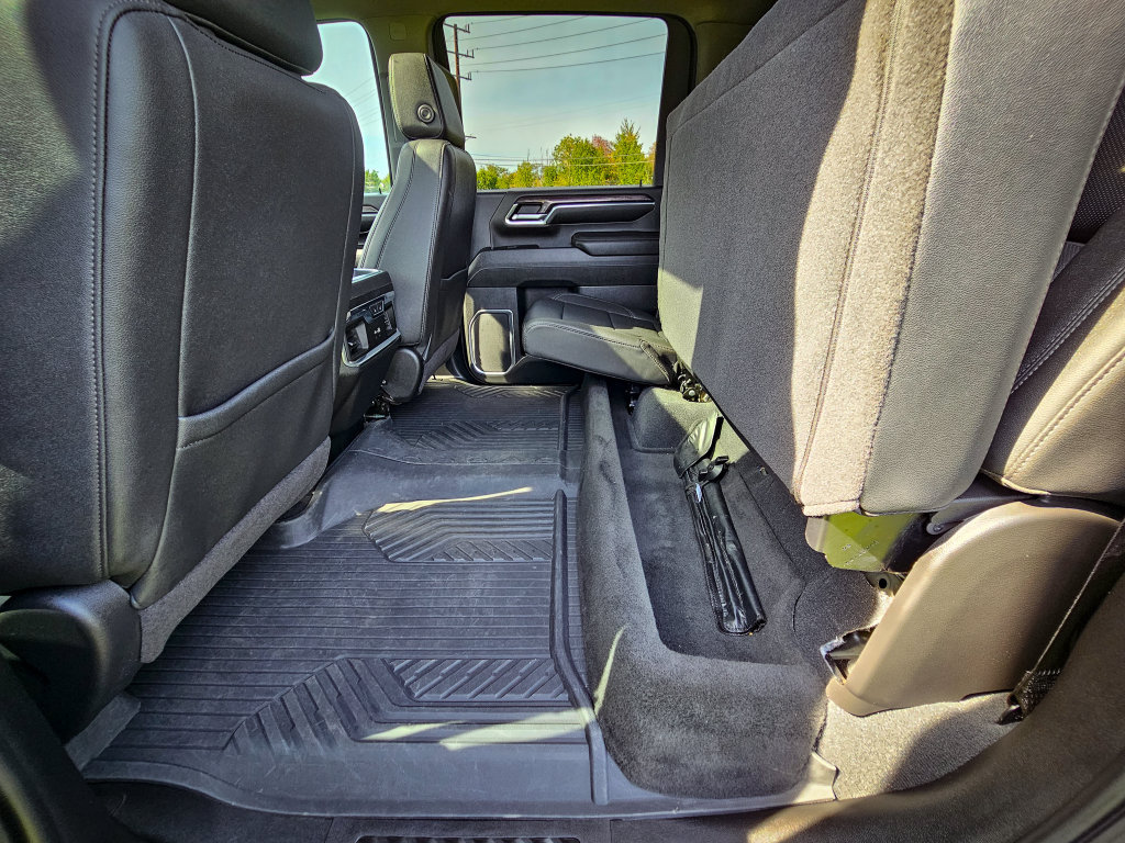 Used 2024 Chevrolet Silverado 2500 LTZ w/ LTZ Convenience Package AWD/4WD image 38