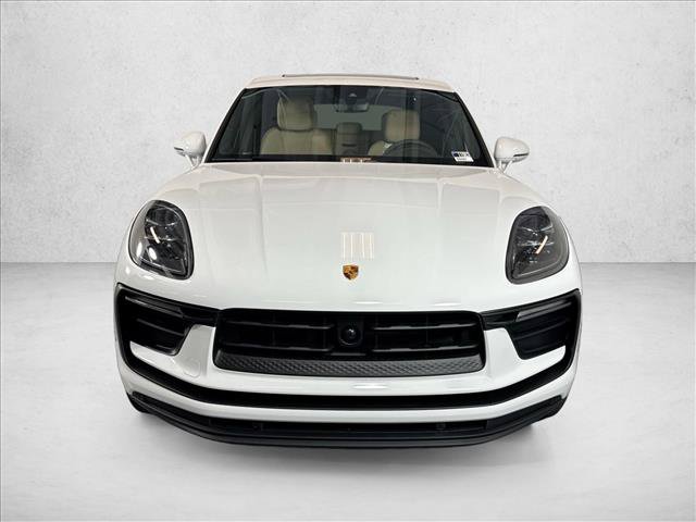 Used 2026 Porsche Macan AWD/4WD image 6