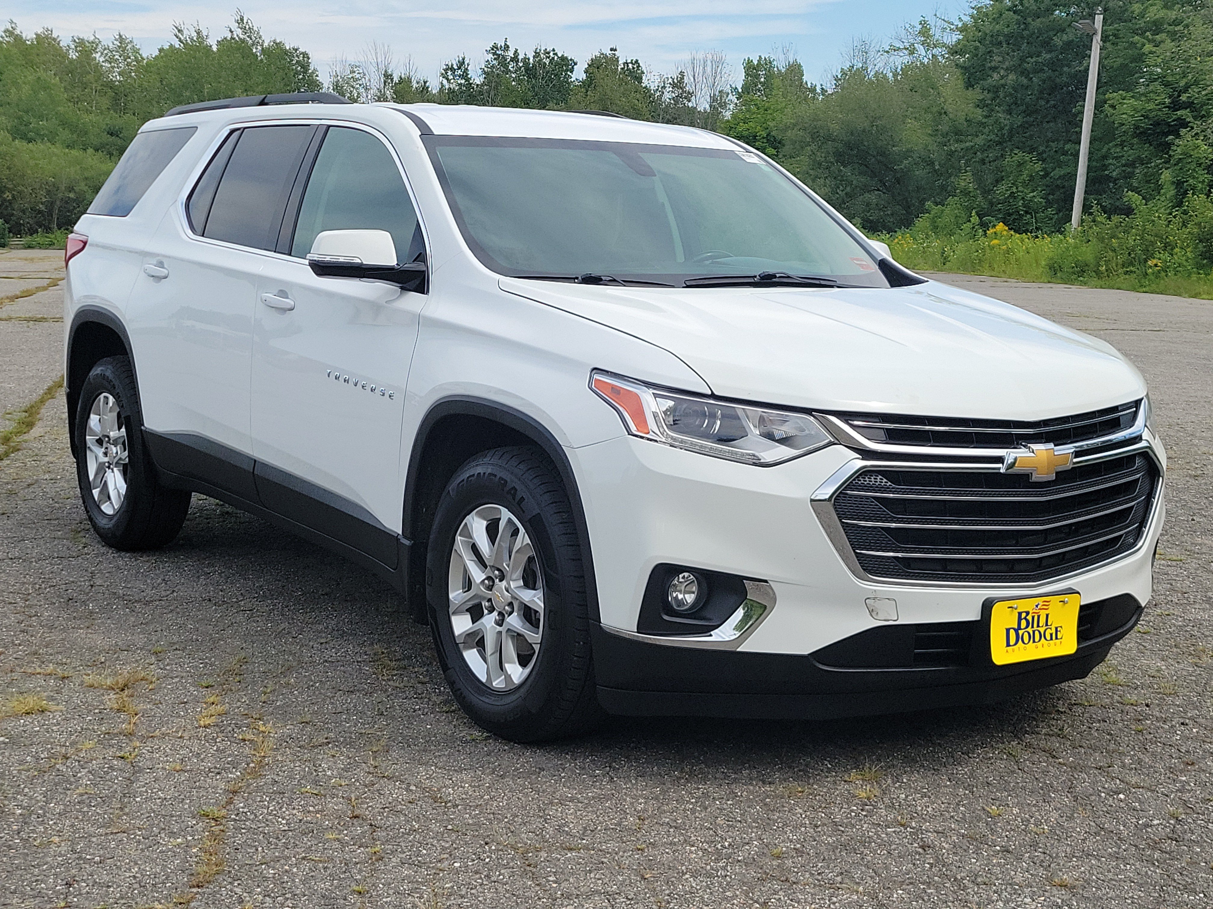 Used 2019 Chevrolet Traverse LT w/ LPO, Floor Liner Package AWD/4WD image 3