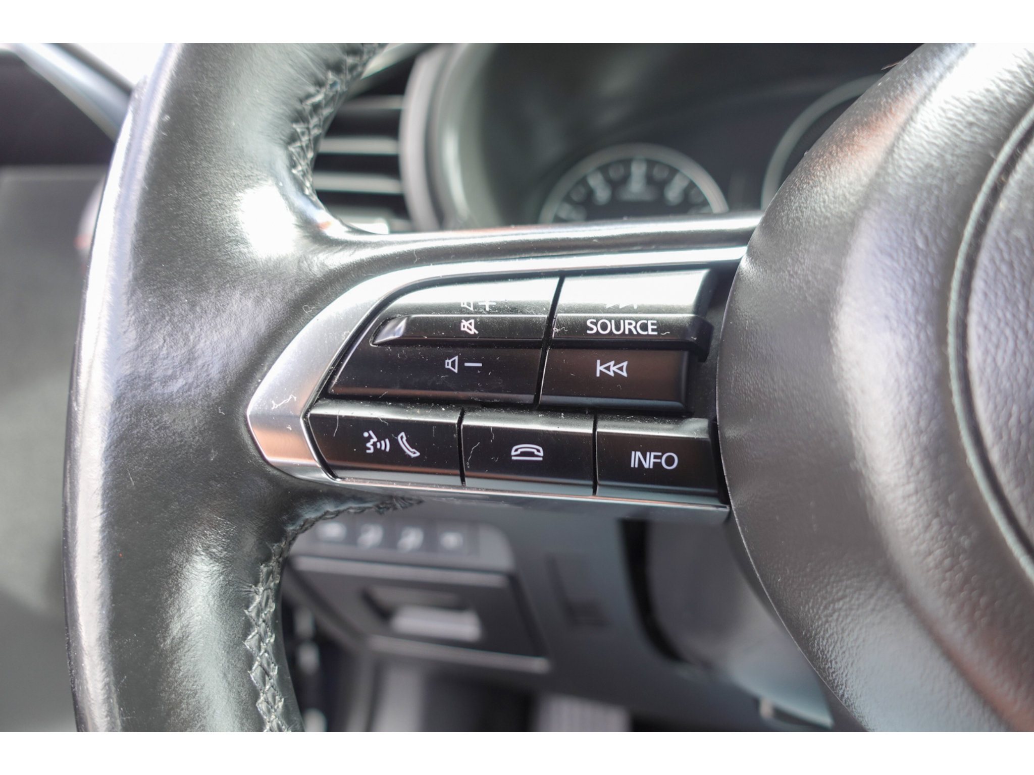 Used 2024 MAZDA MAZDA3 s AWD/4WD image 20