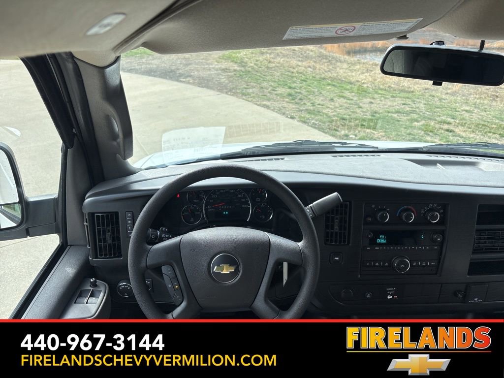 New 2026 Chevrolet Express 3500 RWD image 5