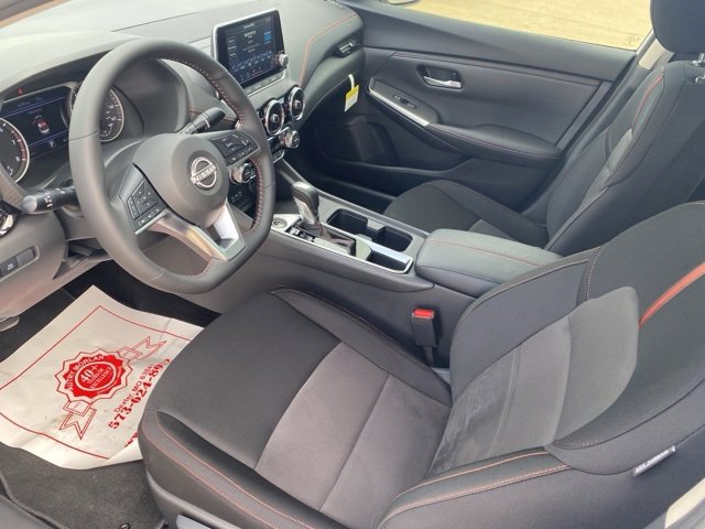 New 2025 Nissan Sentra SR image 16
