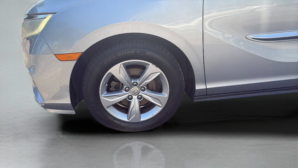 Used 2018 Honda Odyssey EX image 24