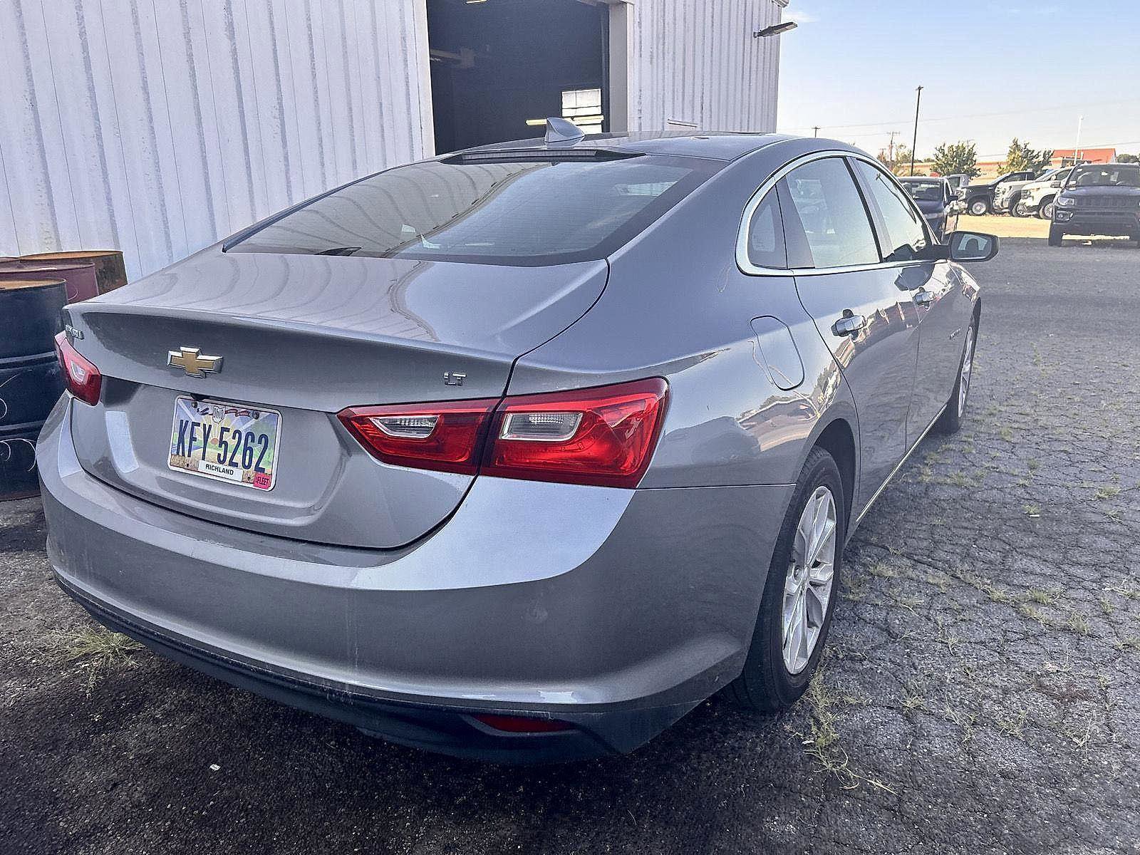 Used 2023 Chevrolet Malibu LT image 7