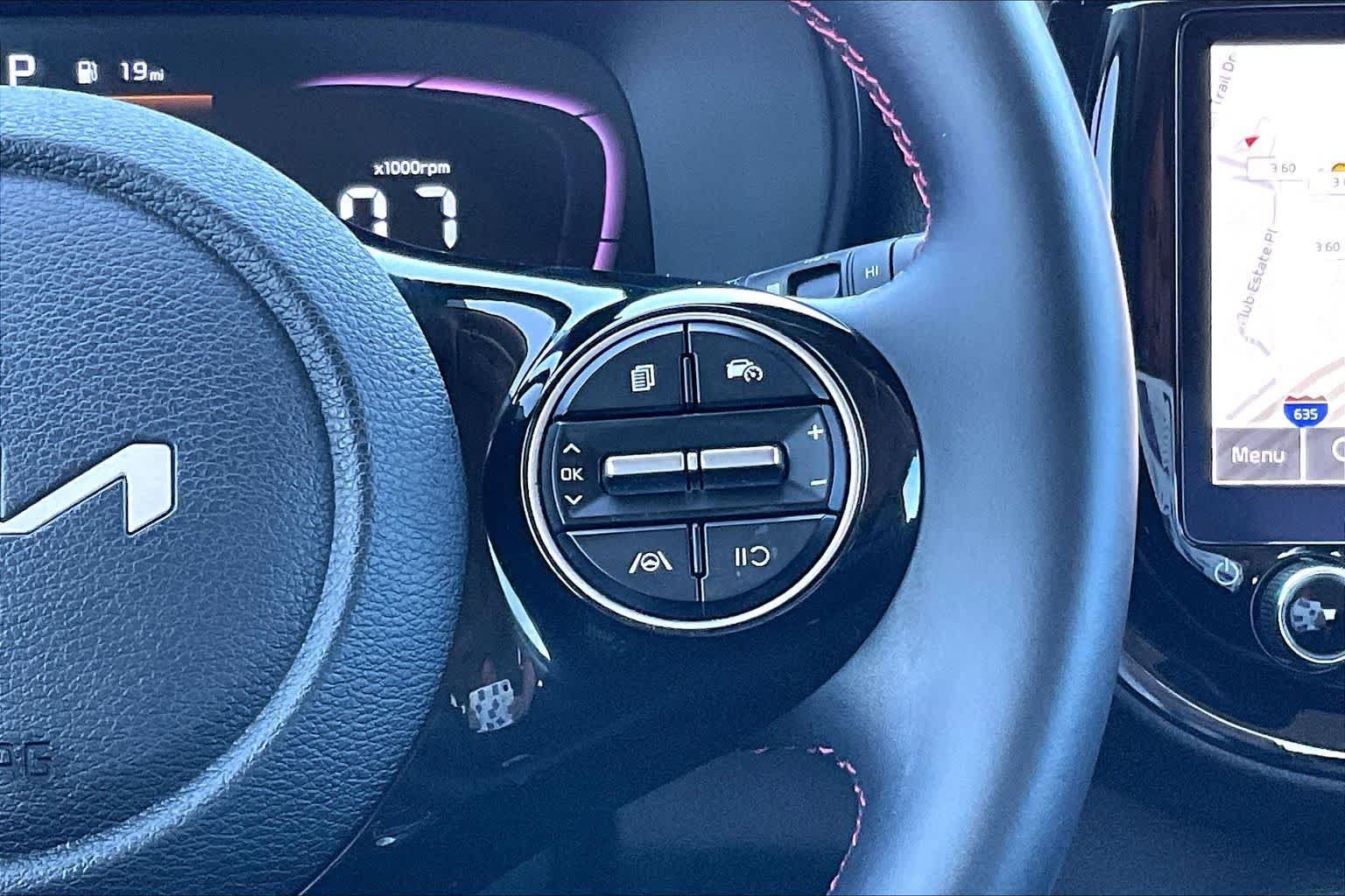 Used 2024 Kia Soul GT-Line FWD image 25