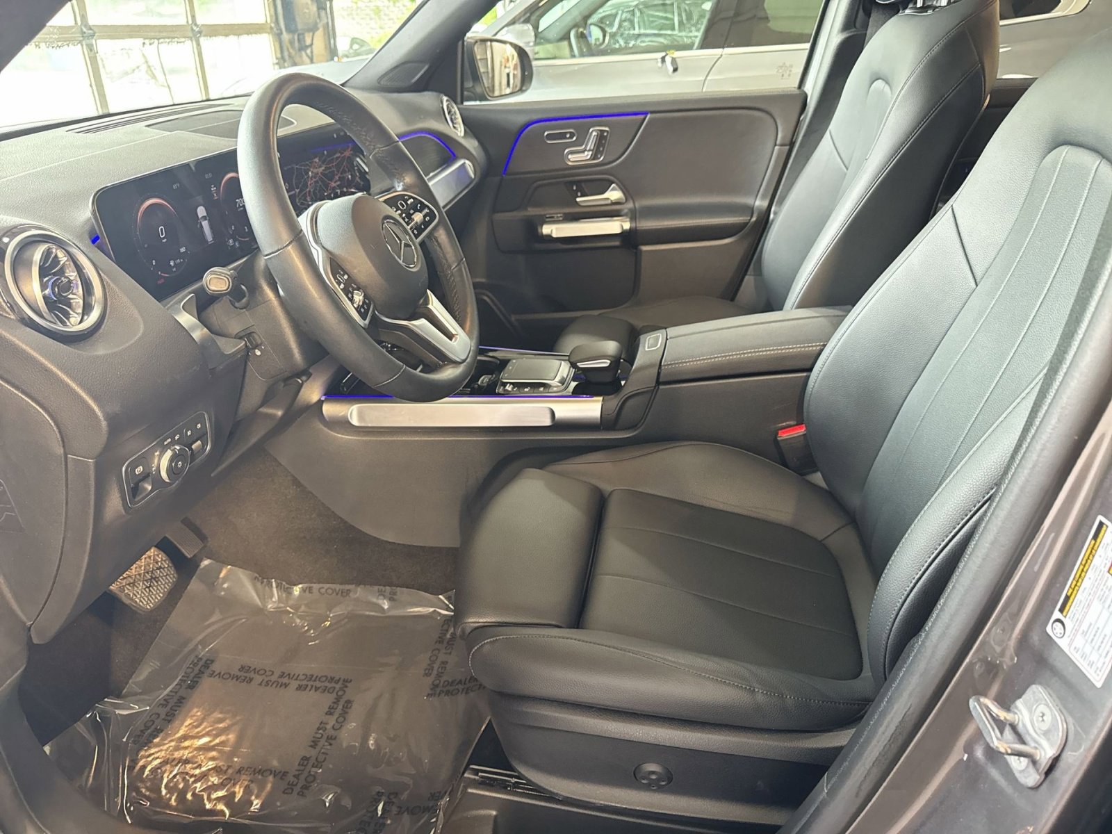 Used 2023 Mercedes-Benz GLB 250 4MATIC image 10