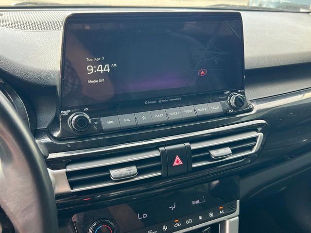 Certified 2023 Kia Seltos EX image 18