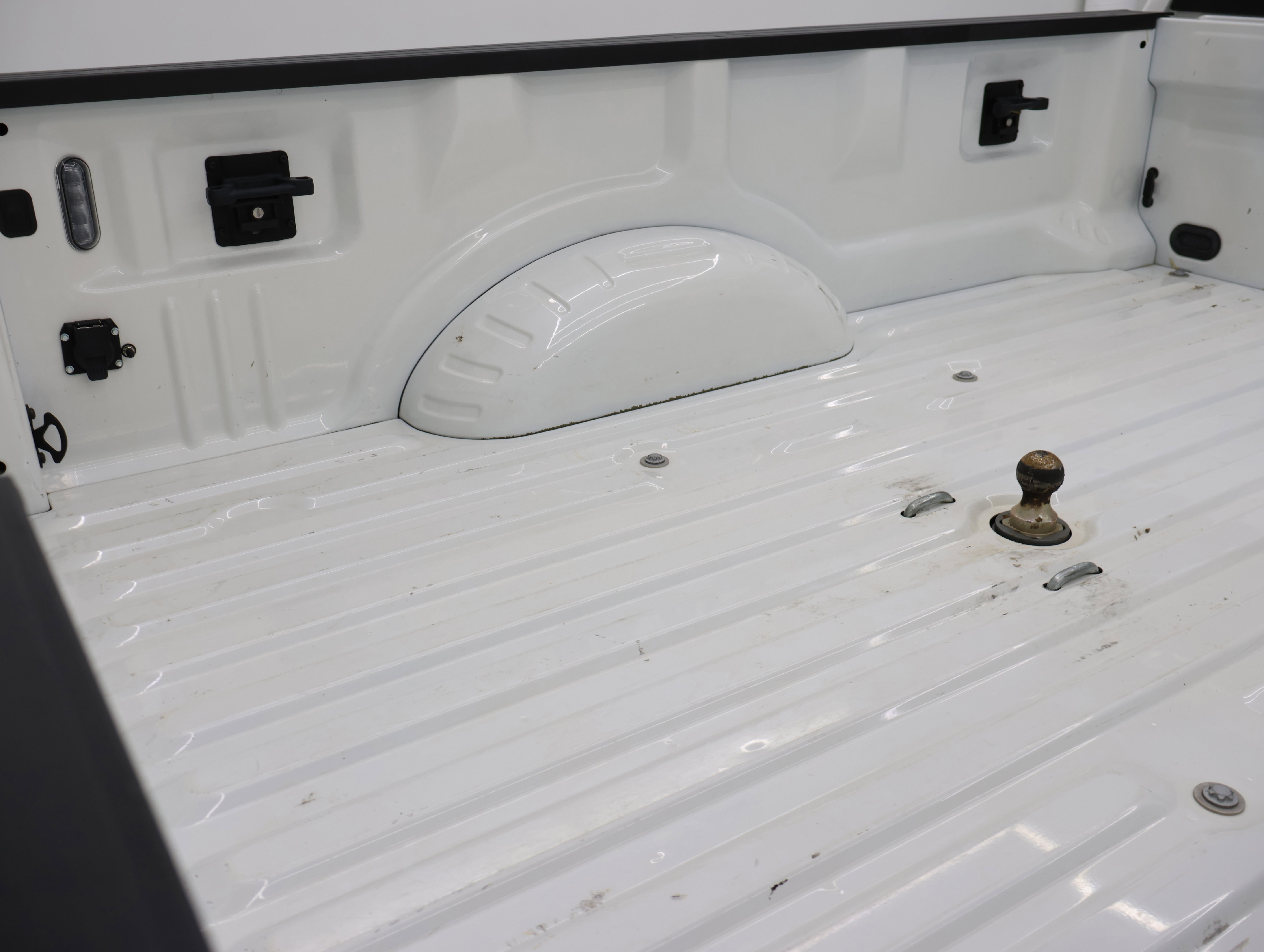 Used 2023 Ford F350 Lariat w/ FX4 Off-Road Package image 5