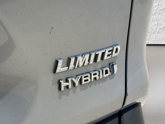Used 2020 Toyota RAV4 Limited AWD/4WD image 11