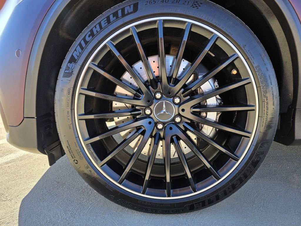 Used 2021 Mercedes-Benz GLC 63 AMG 4MATIC image 16